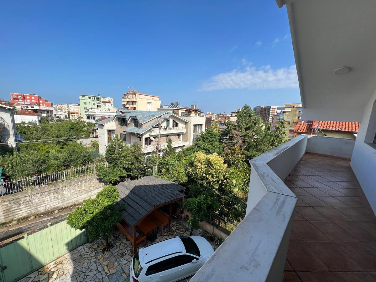 Villa Sokoli, Enjoy Sunset At This Spacious Apartment Tiranë Ngoại thất bức ảnh