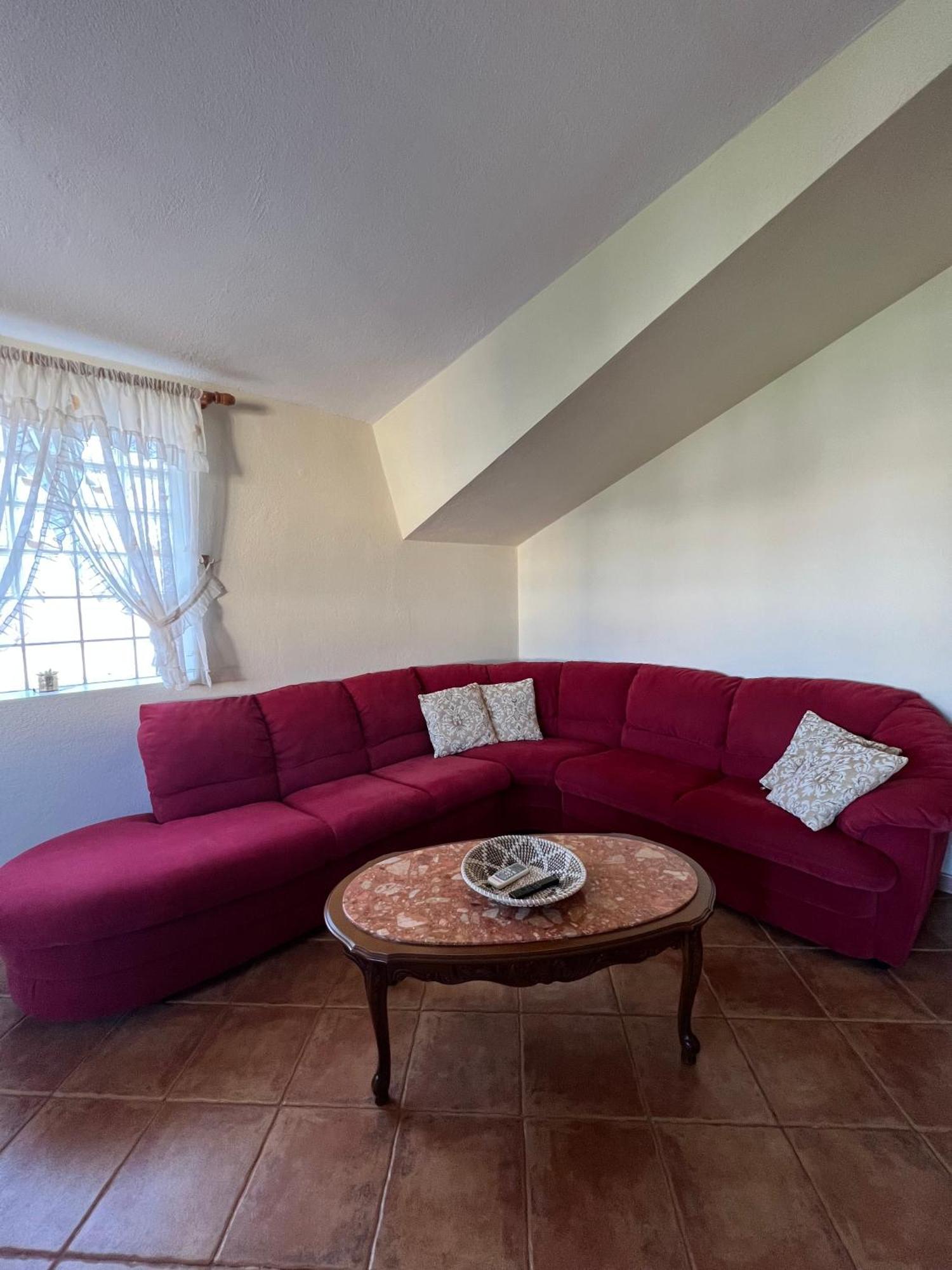 Villa Sokoli, Enjoy Sunset At This Spacious Apartment Tiranë Ngoại thất bức ảnh
